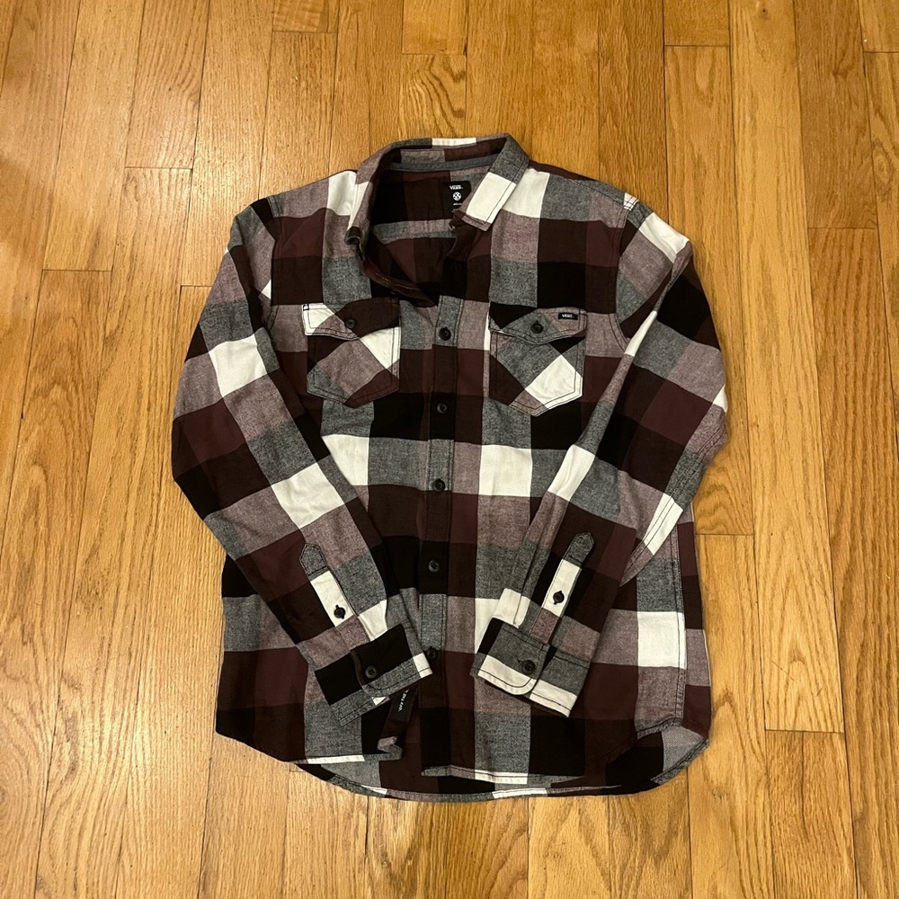 Van’s slim fit purple and black checked button down medium
